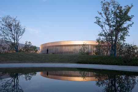 https://www.archdaily.com/1016724/nio-house-hefei-xinqiao-industrial-park-shl